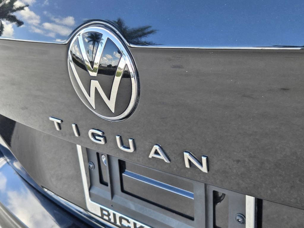 Used 2023 Volkswagen Tiguan SE FWD image 13