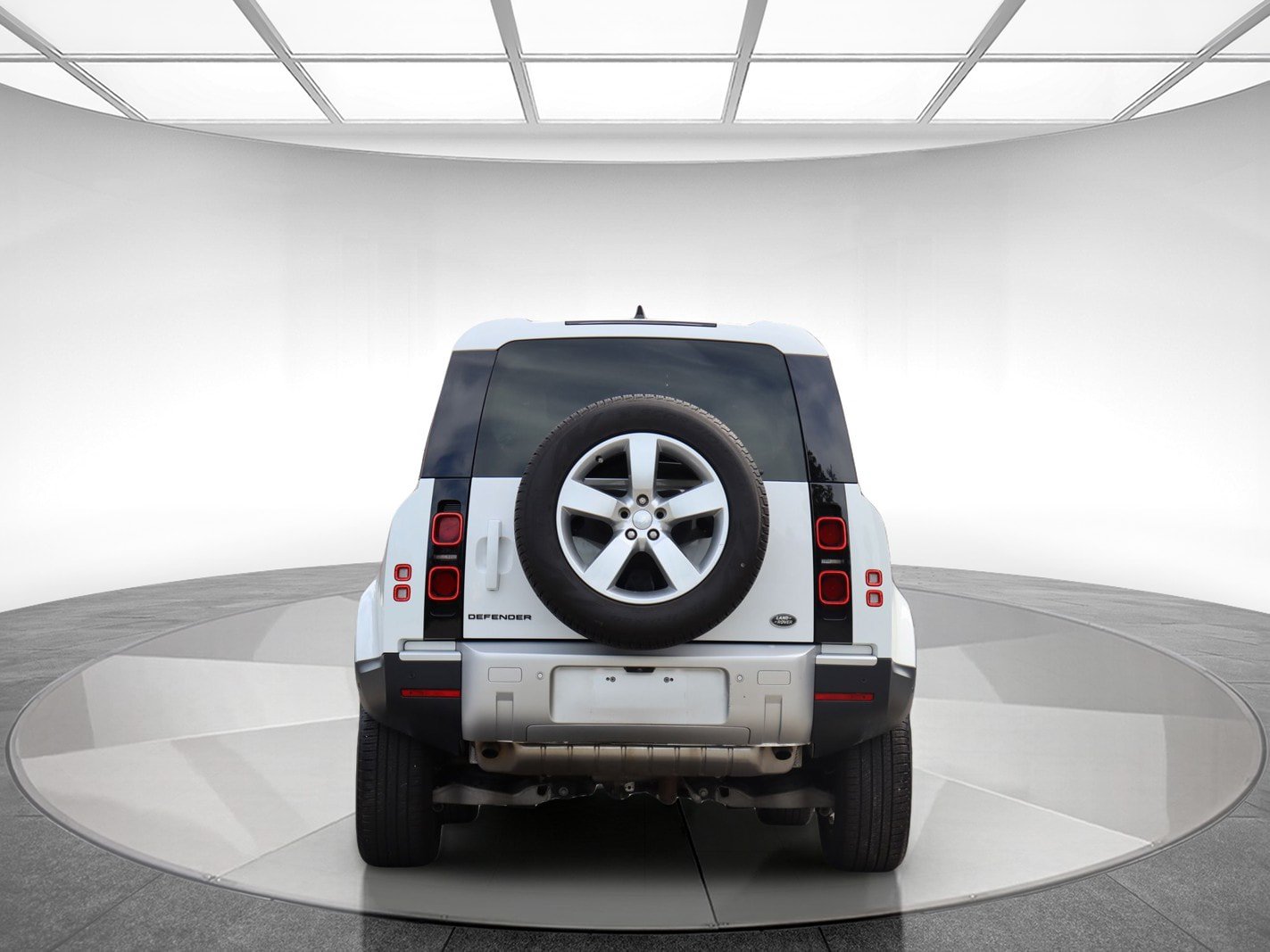 Used 2023 Land Rover Defender 110 S AWD/4WD image 7