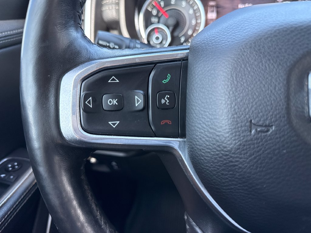 Used 2019 RAM 1500 Laramie AWD/4WD image 15