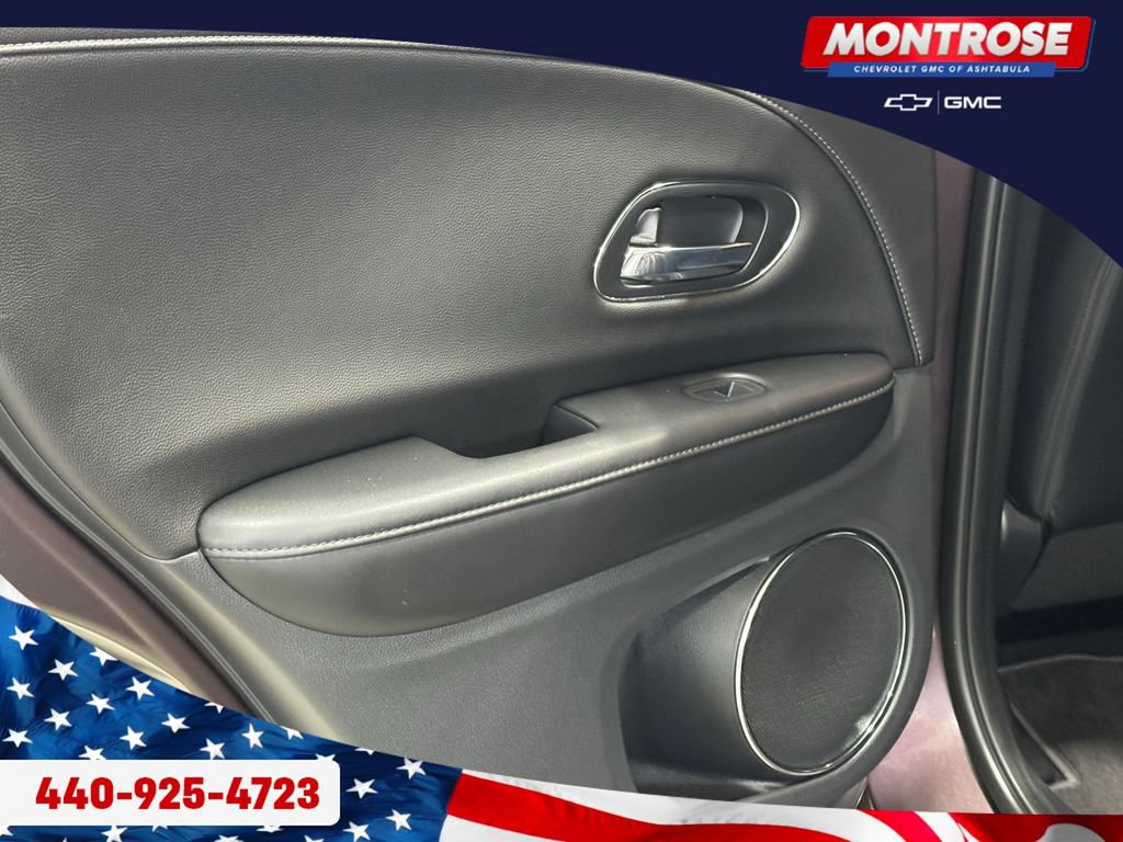 Used 2020 Honda HR-V Touring image 34