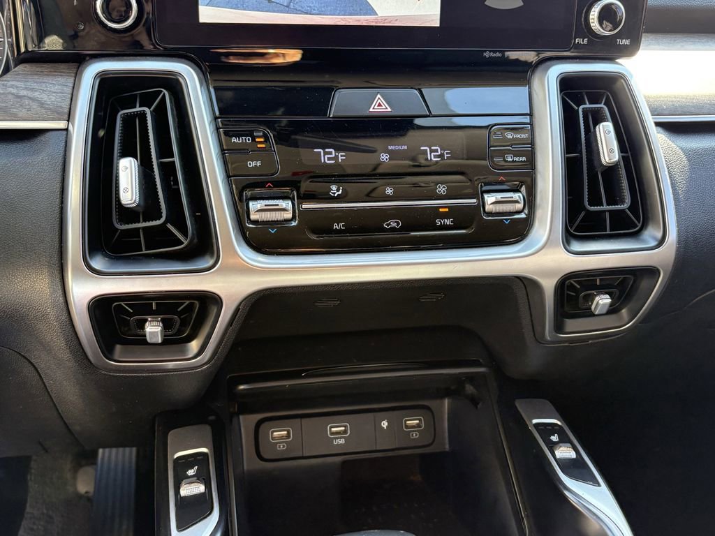 Used 2022 Kia Sorento EX image 20