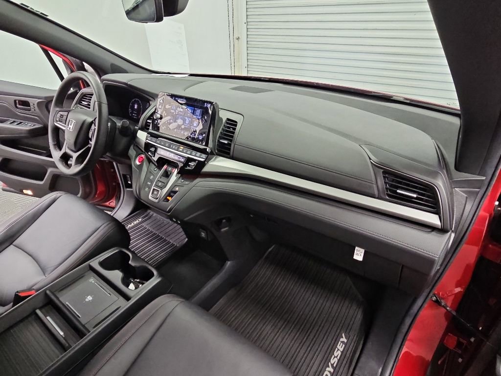 Used 2025 Honda Odyssey Sport-L image 38