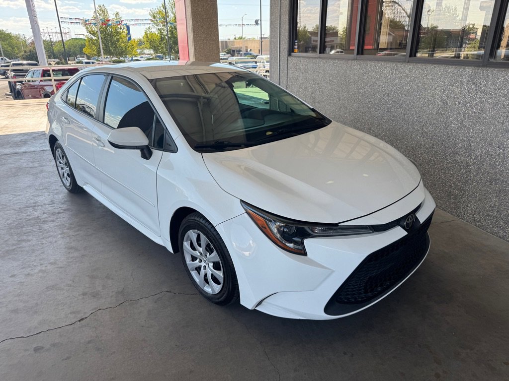 Used 2021 Toyota Corolla LE w/ Carpet Mat Package (TMS) image 38