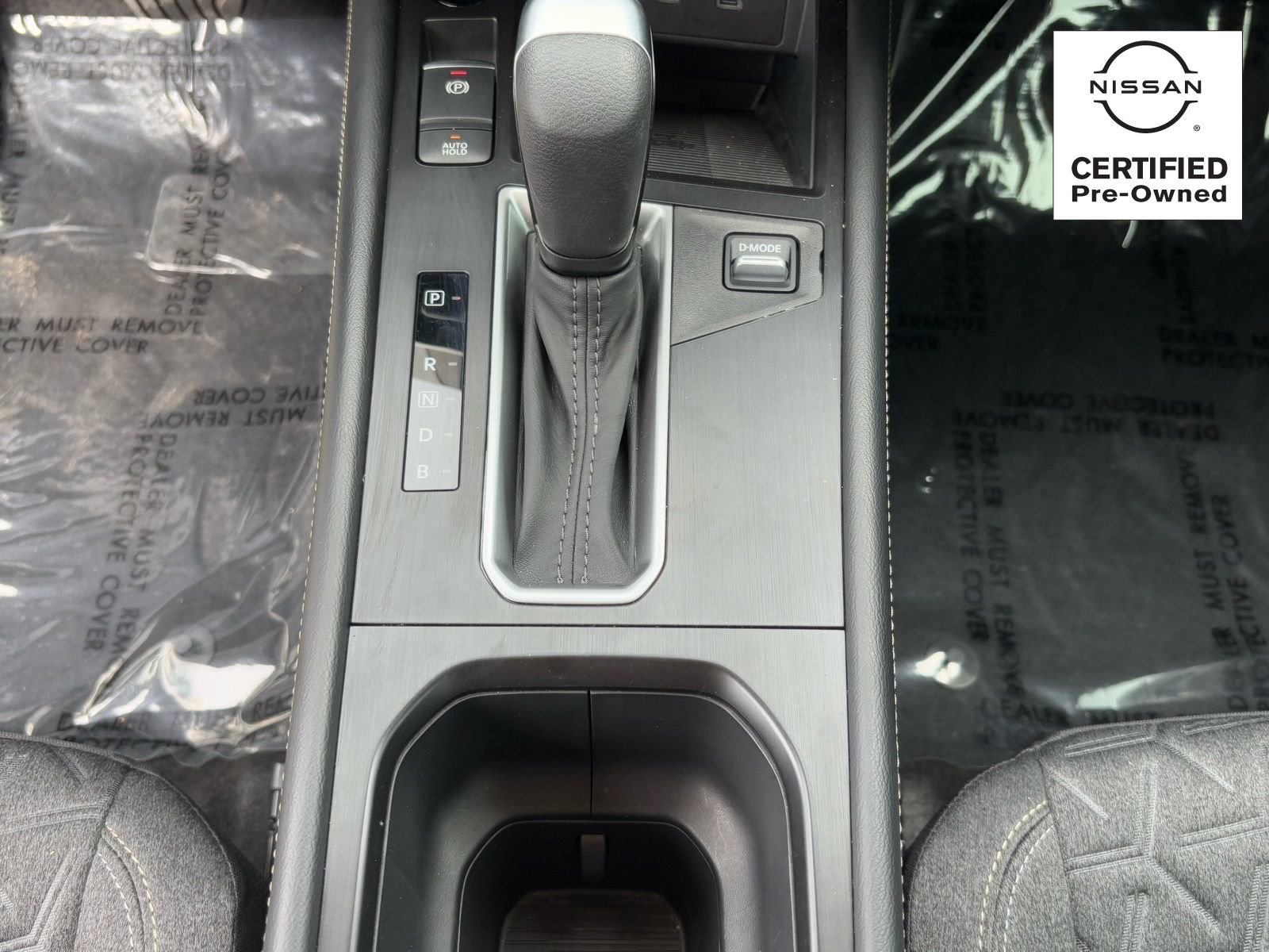 Certified 2025 Nissan Kicks SV w/ SV Premium Package AWD/4WD image 25