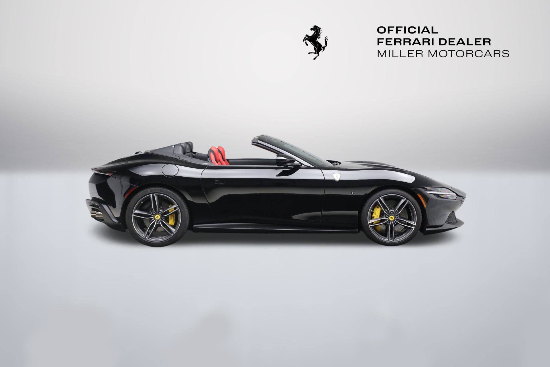 Certified 2024 Ferrari Roma Spider RWD image 9