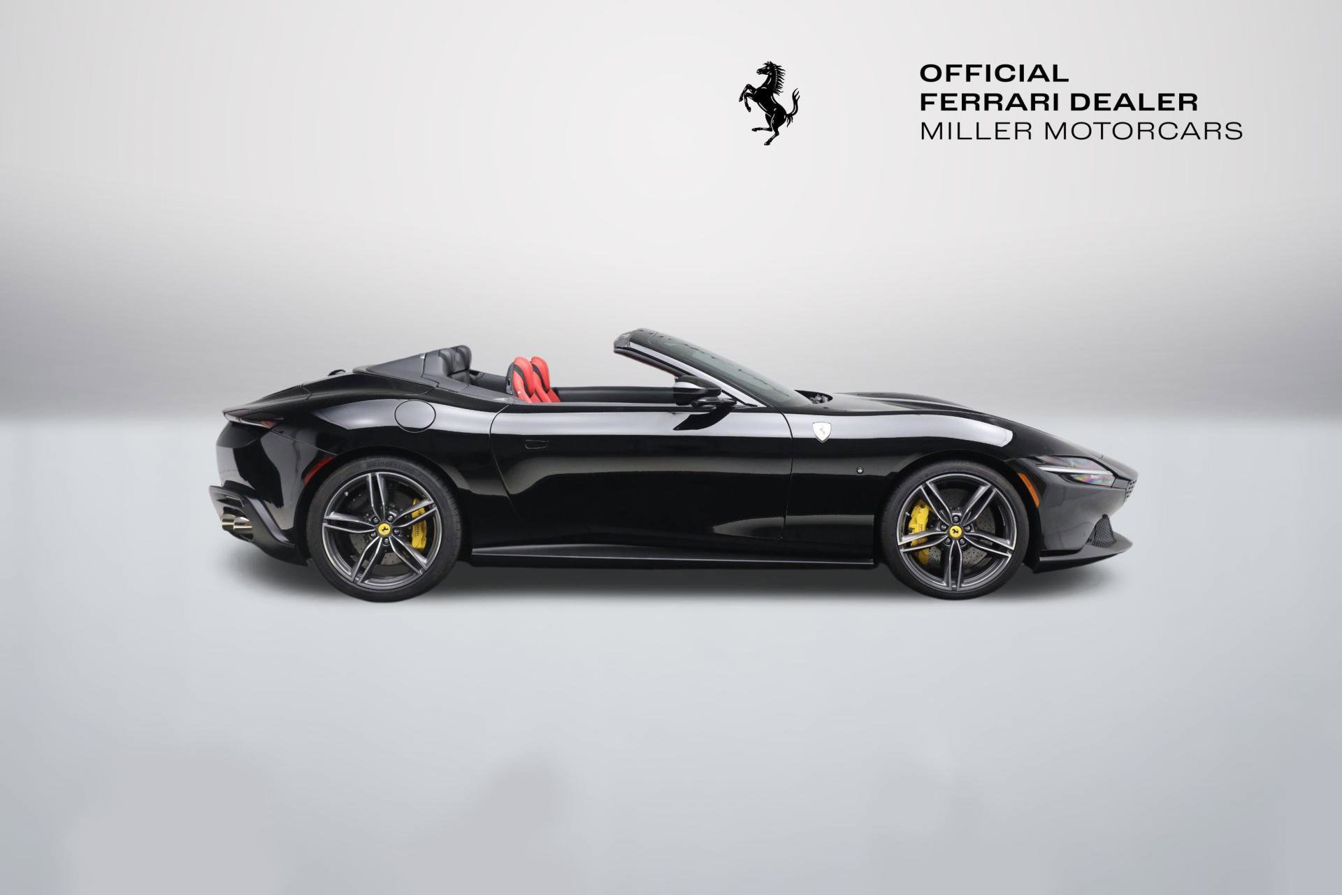 Certified 2024 Ferrari Roma Spider image 9