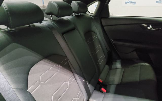 Used 2023 Kia Forte GT-Line w/ GT-Line Technology Package FWD image 17