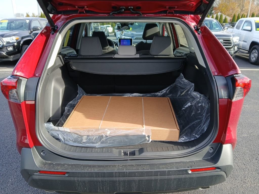 New 2025 Toyota RAV4 XLE image 10