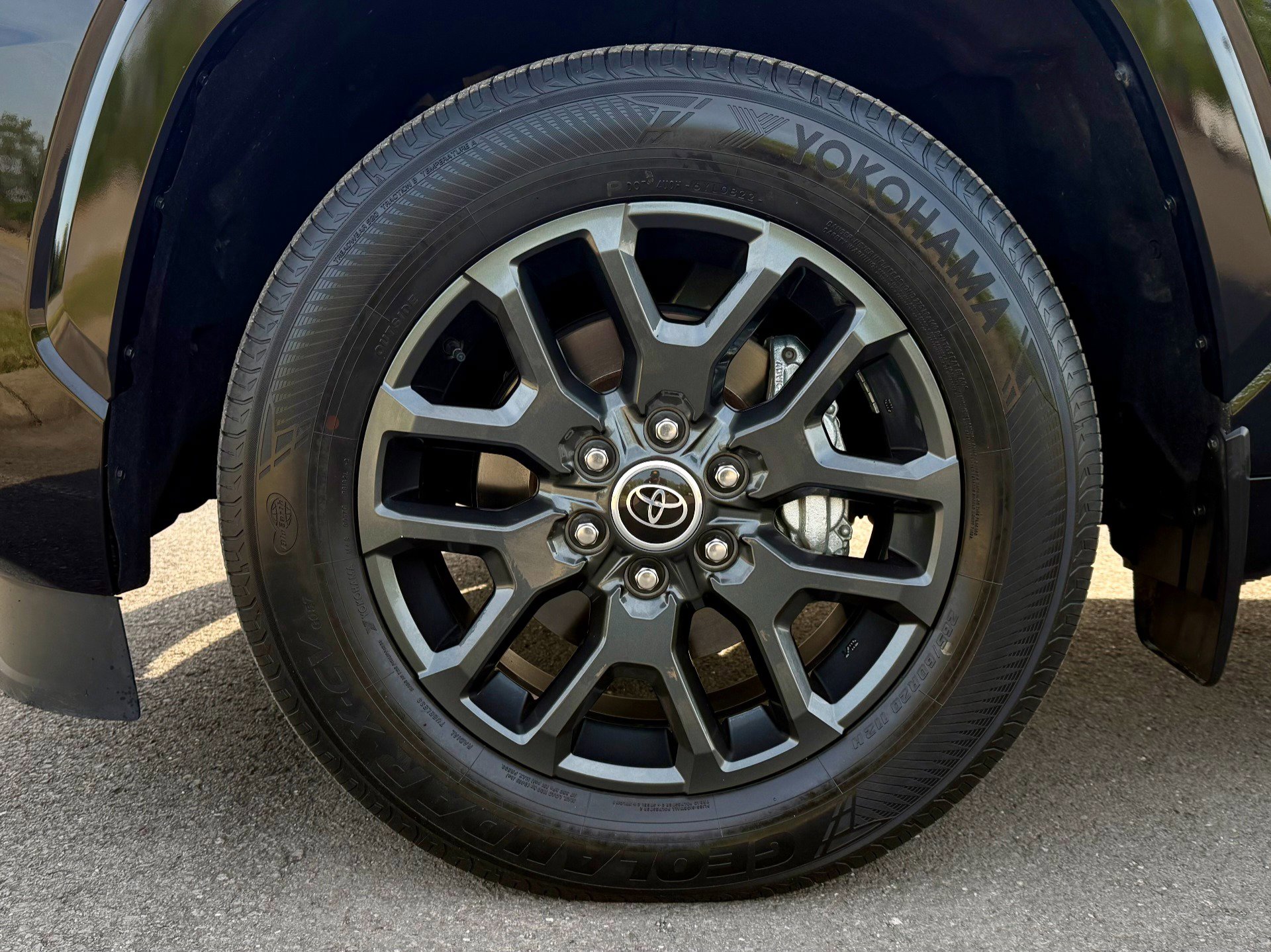 Used 2023 Toyota Sequoia Platinum image 60