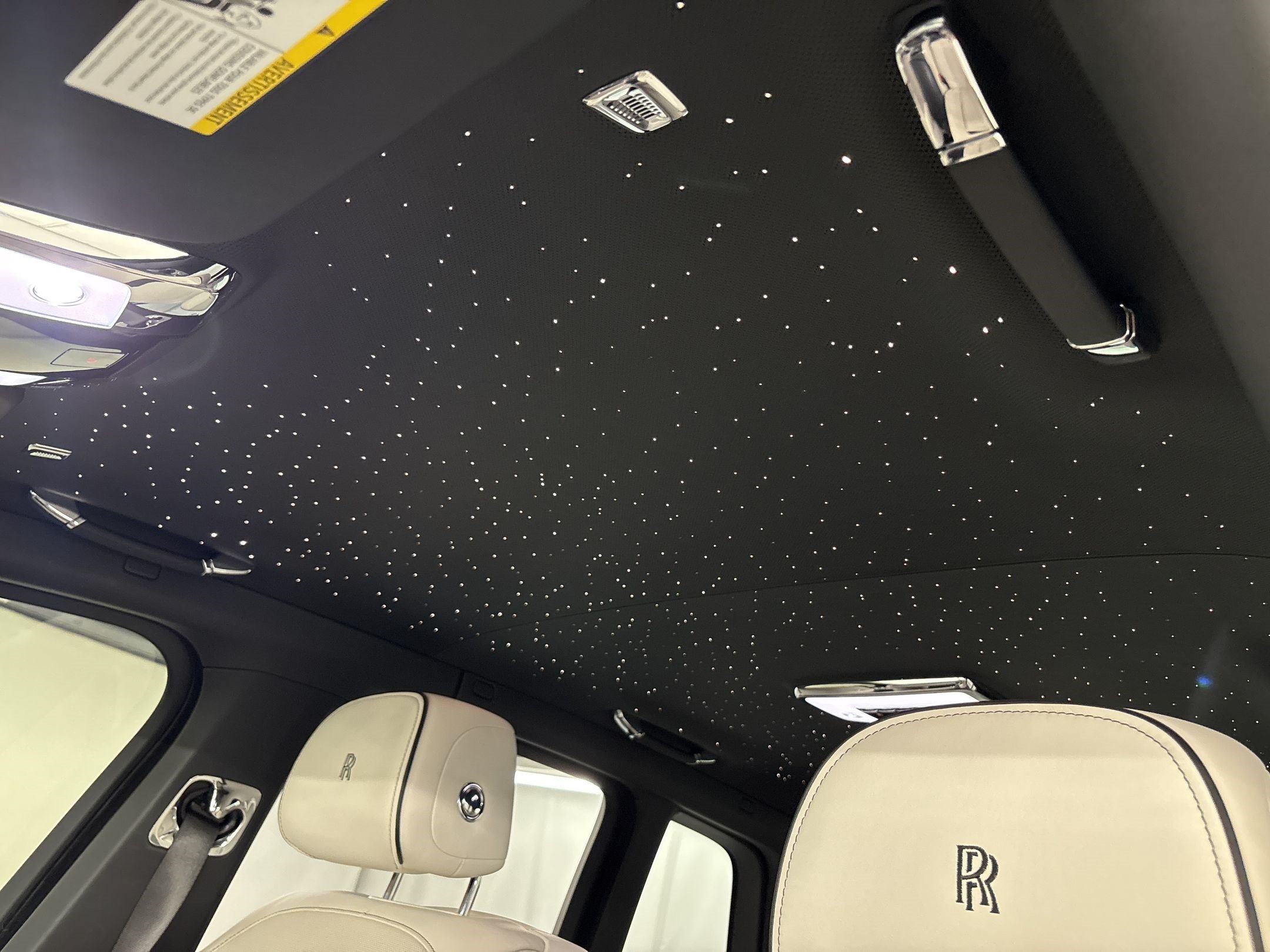 Used 2021 Rolls-Royce Cullinan AWD/4WD image 23