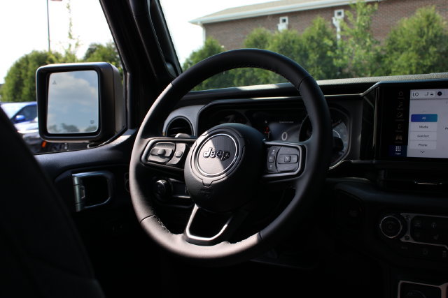 New 2026 Jeep Gladiator Sport AWD/4WD image 45