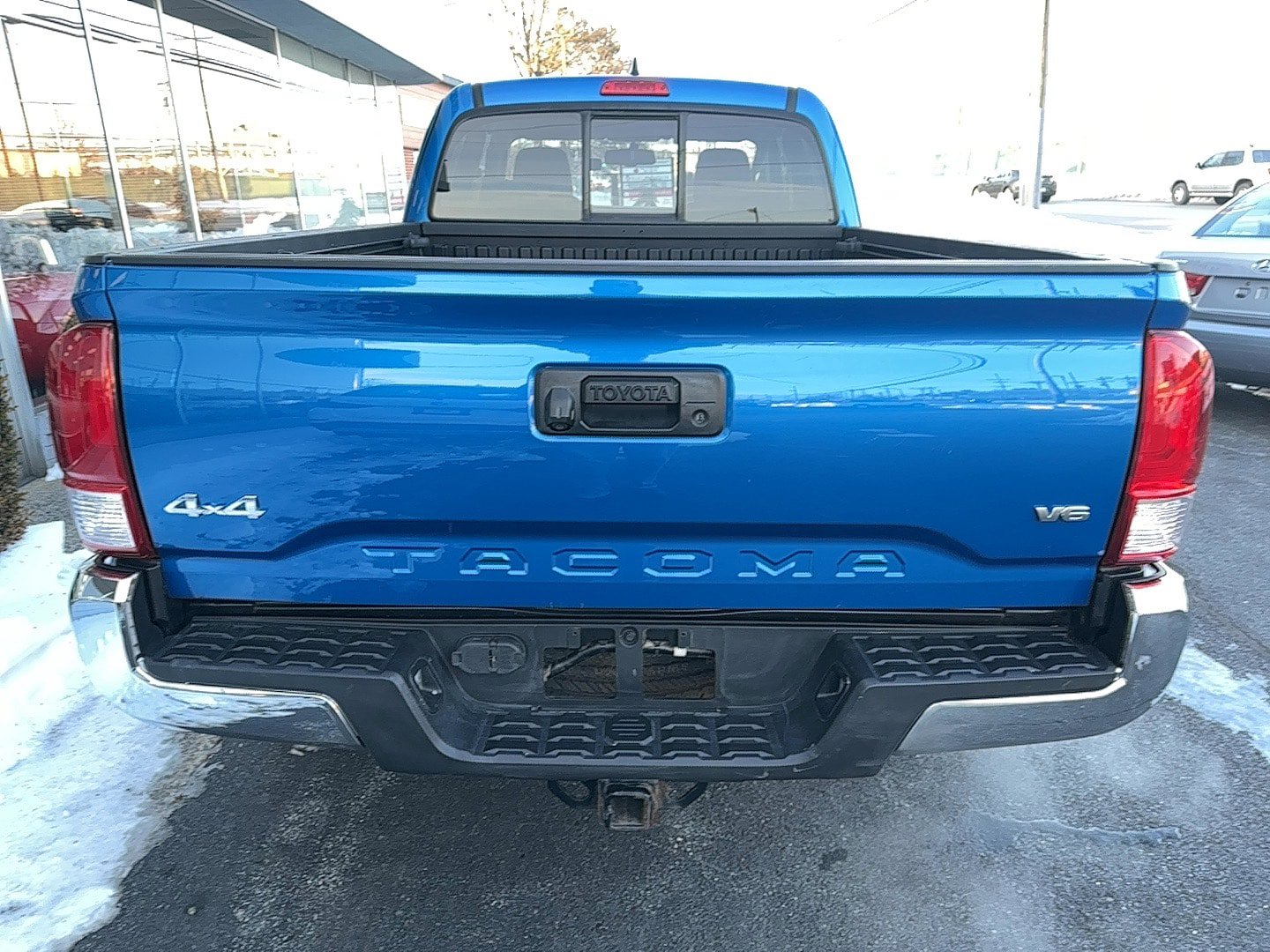Used 2016 Toyota Tacoma SR5 w/ SR5 Appearance Package (SN) AWD/4WD image 21