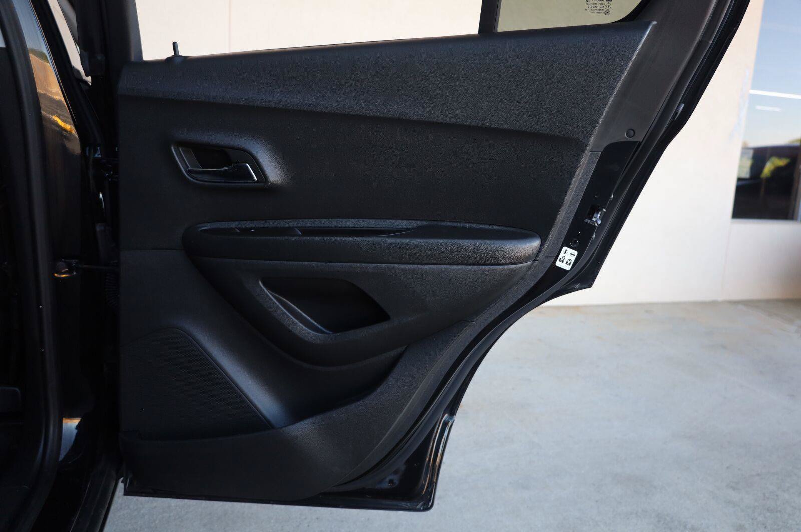 Used 2022 Chevrolet Trax LS w/ Tint and Cruise Package FWD image 21