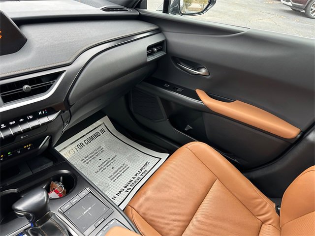Used 2022 Lexus UX 250h w/ Premium Package image 29
