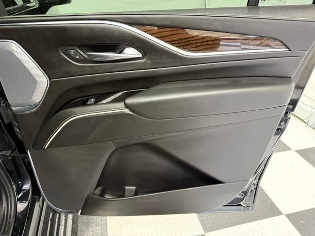 Used 2023 Cadillac Escalade ESV Sport Platinum image 30