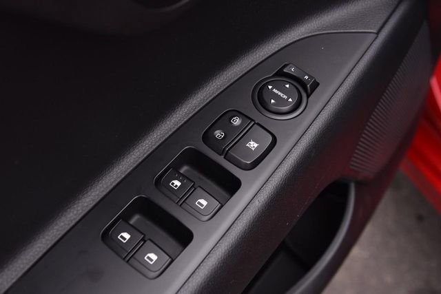 Used 2023 Kia Rio S image 8