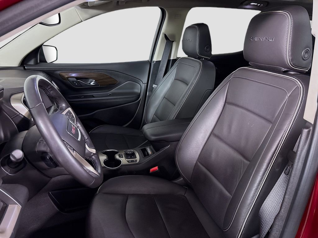 Used 2018 GMC Terrain Denali w/ Advanced Safety Package AWD/4WD image 25