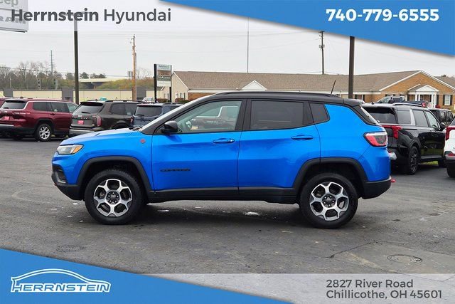 Used 2022 Jeep Compass Trailhawk AWD/4WD image 4