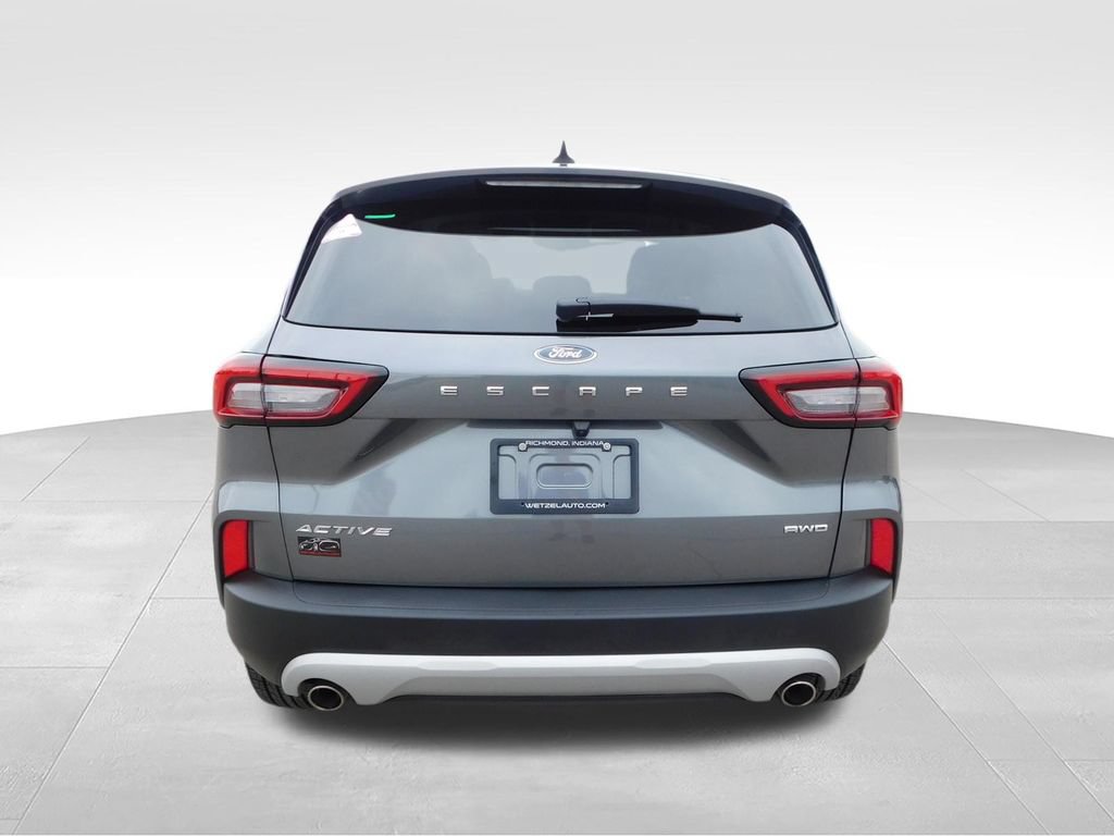 Used 2023 Ford Escape Active AWD/4WD image 4