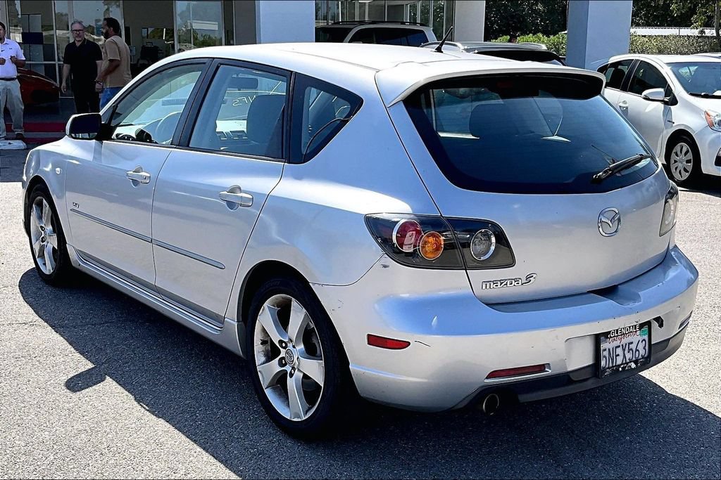 Used 2005 MAZDA MAZDA3 s FWD image 6