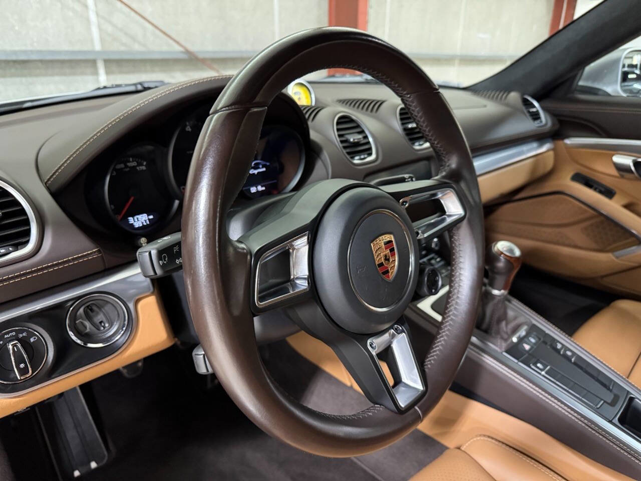 Used 2018 Porsche 718 Cayman w/ Sport Chrono Package image 22