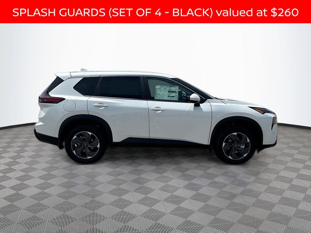 Used 2025 Nissan Rogue SV image 4