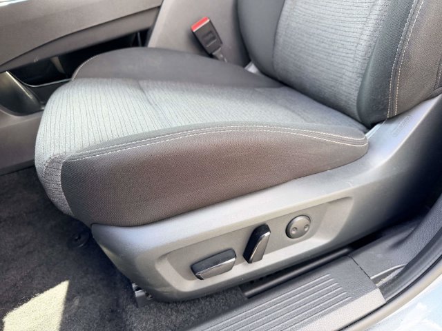 Used 2023 Nissan Rogue SV AWD/4WD image 15