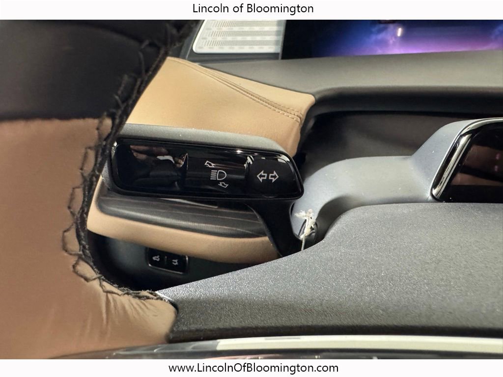 New 2026 Lincoln Navigator L Black Label AWD/4WD image 48