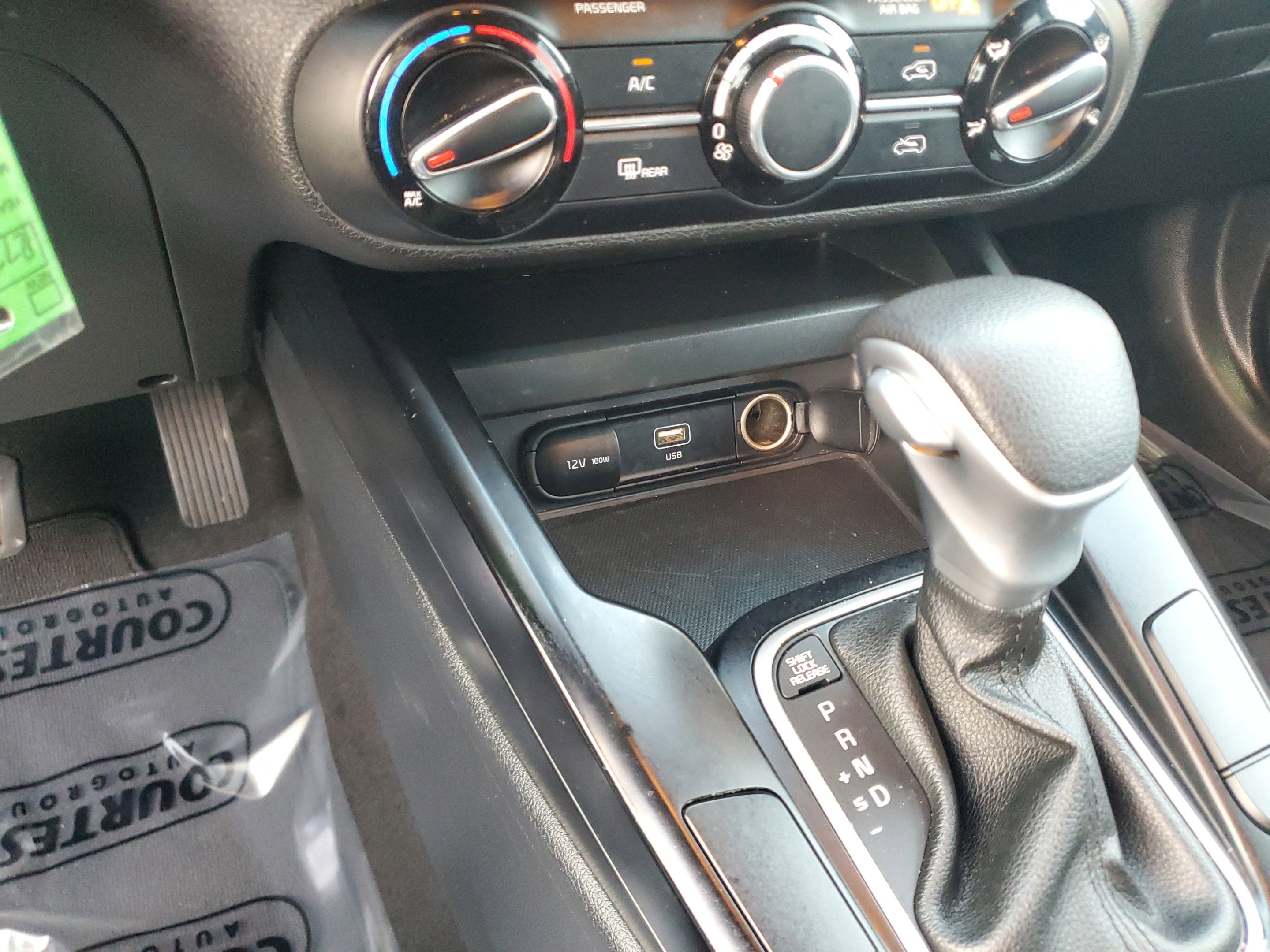Certified 2024 Kia Soul LX w/ Option Group 015 FWD image 19