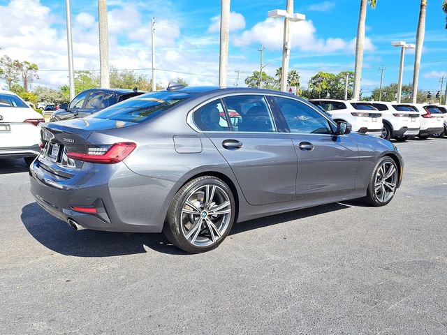 Used 2022 BMW 330i Sedan w/ Driving Assistance Package image 6