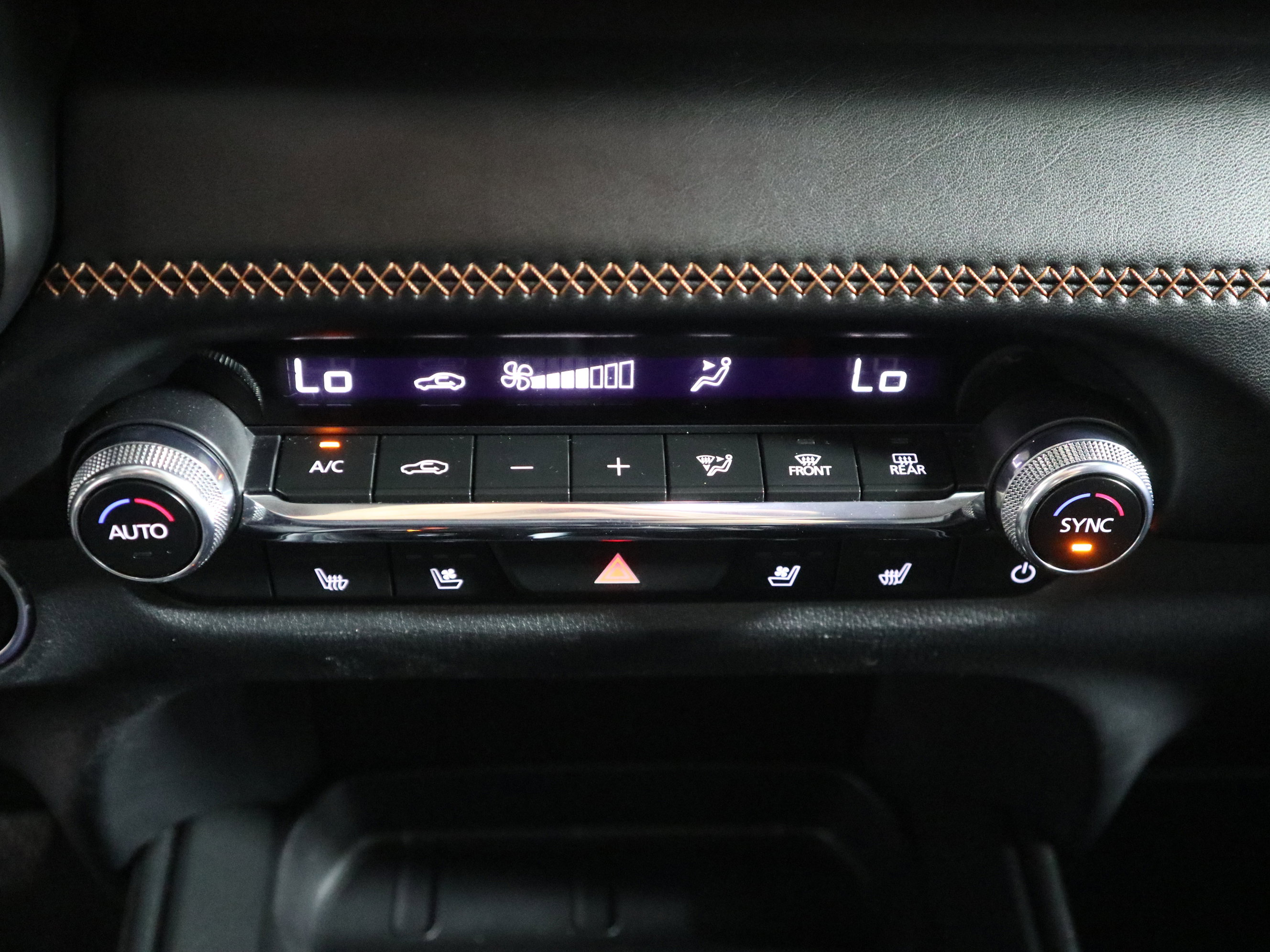 Certified 2025 MAZDA CX-50 2.5 Hybrid w/ Premium Plus Pkg image 33