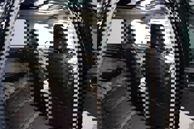 Used 2017 Lincoln MKC Reserve image 26