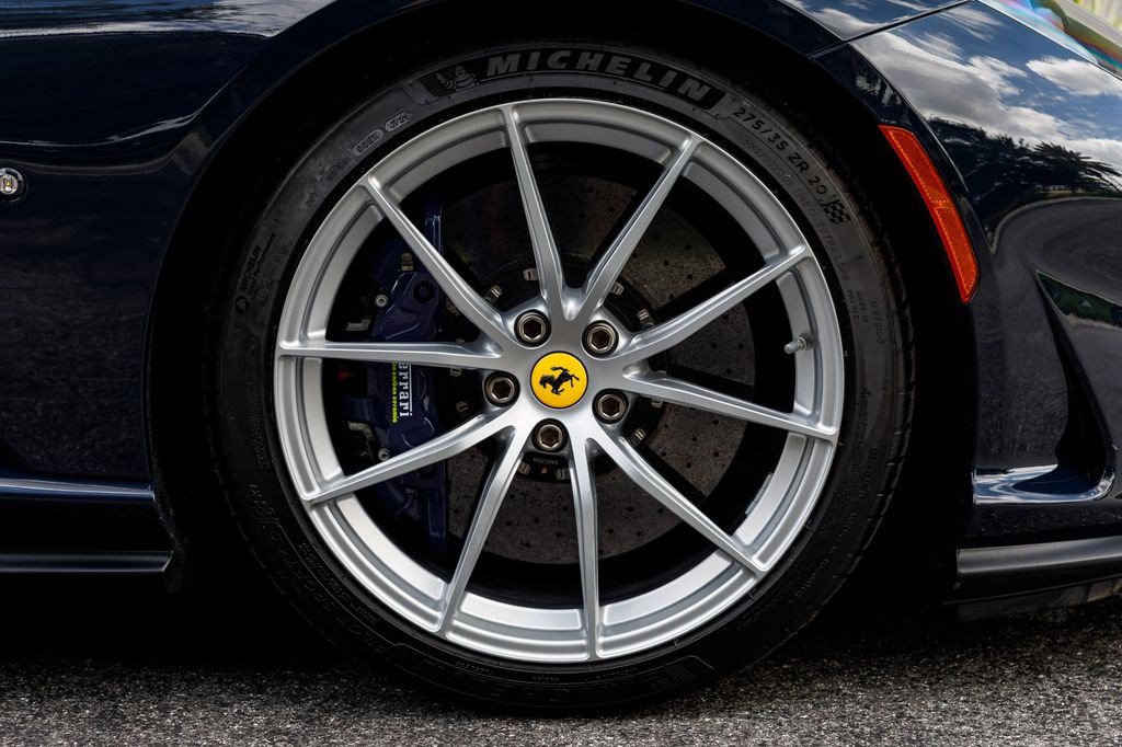 Used 2022 Ferrari 812 GTS RWD image 14