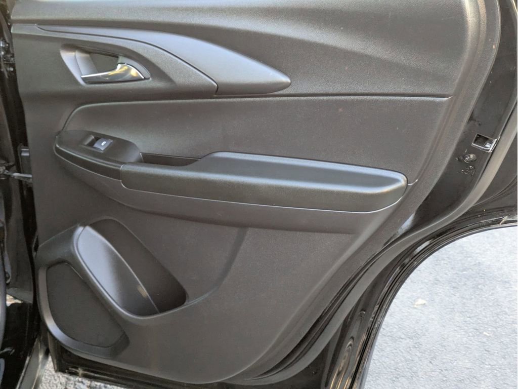 Certified 2023 Chevrolet TrailBlazer LS image 25