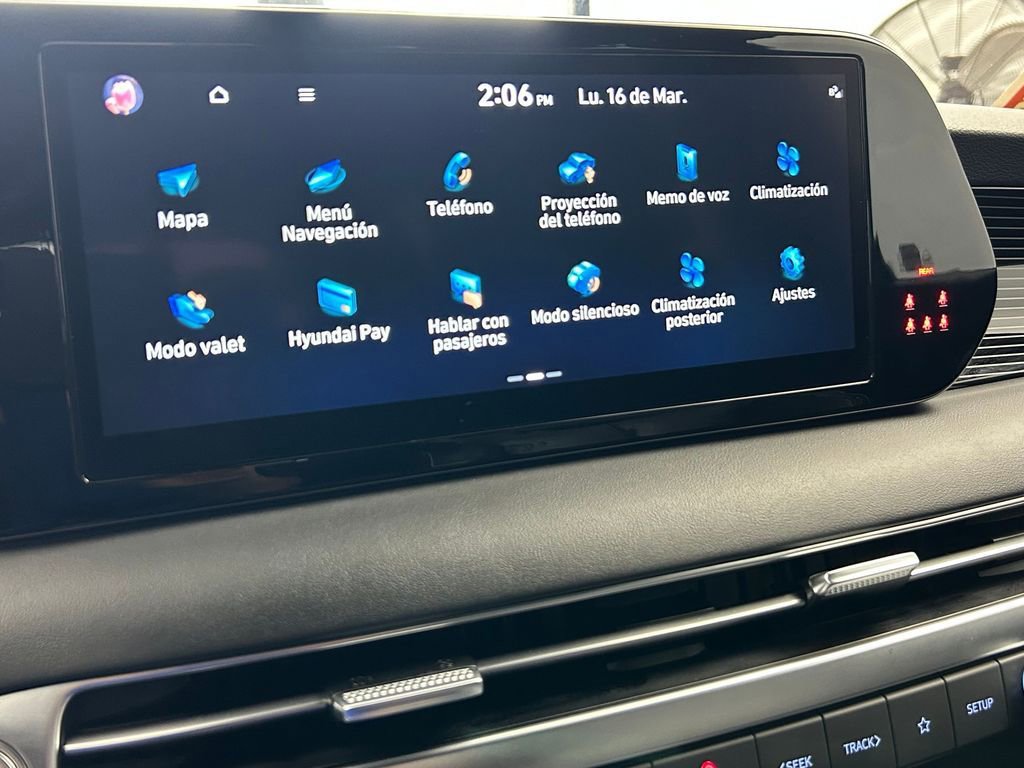 Used 2024 Hyundai Palisade Calligraphy image 19