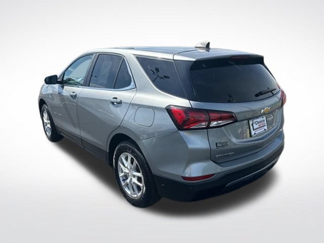 Used 2024 Chevrolet Equinox LT w/ Driver Convenience Package AWD/4WD image 3