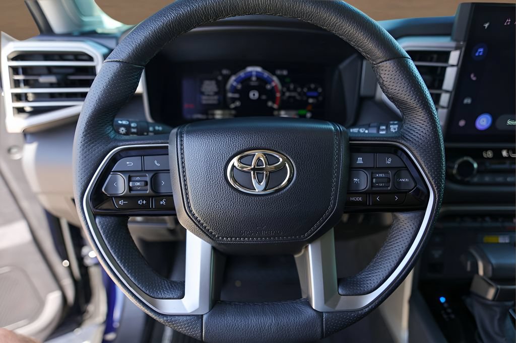 Used 2023 Toyota Sequoia Limited AWD/4WD image 12