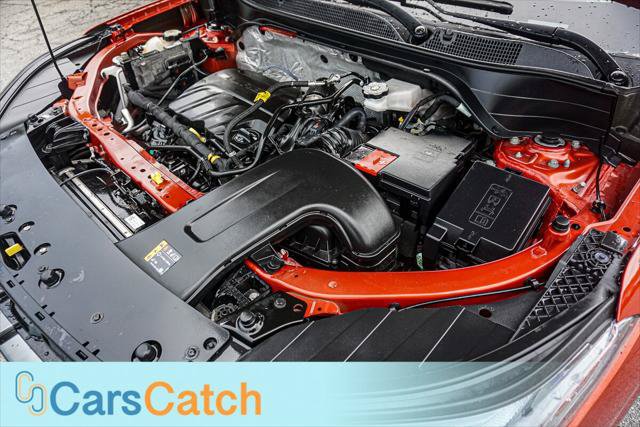Used 2024 Chevrolet Trax RS w/ Driver Confidence Package FWD image 38