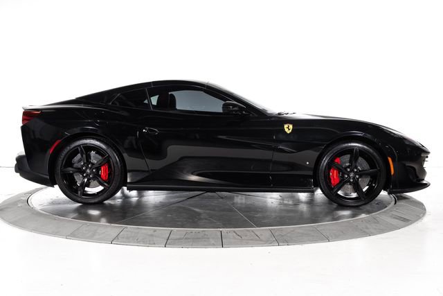 Used 2019 Ferrari Portofino RWD image 12