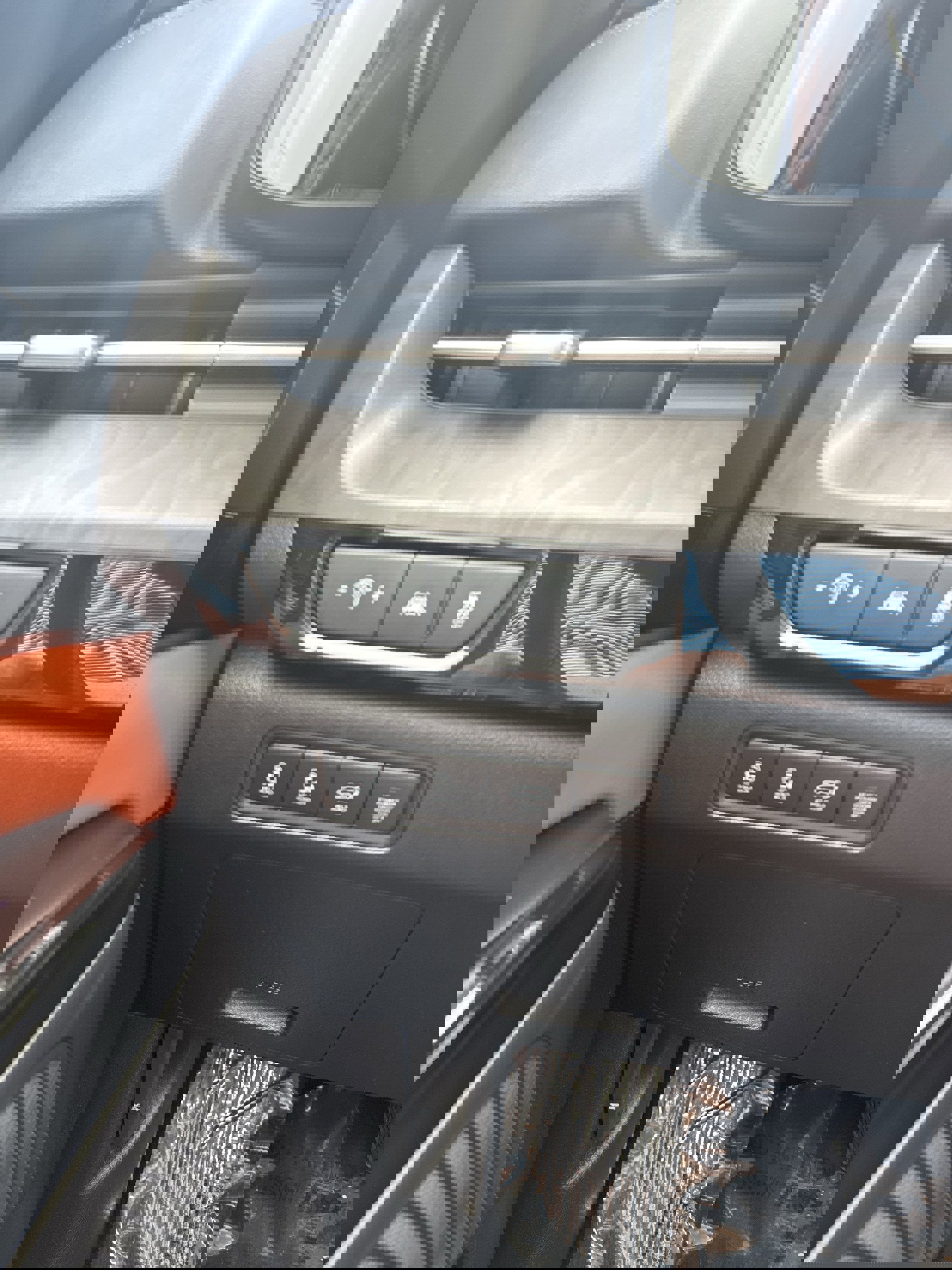 Used 2022 Kia Carnival SX image 27