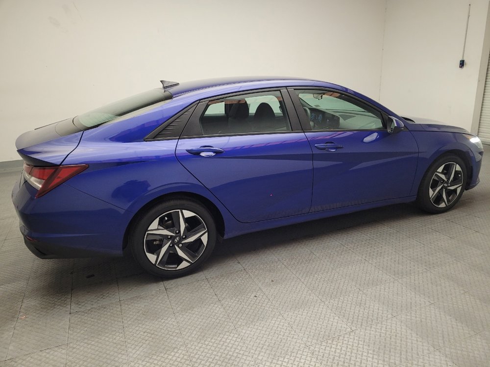 Used 2023 Hyundai Elantra SEL w/ Convenience Package image 10