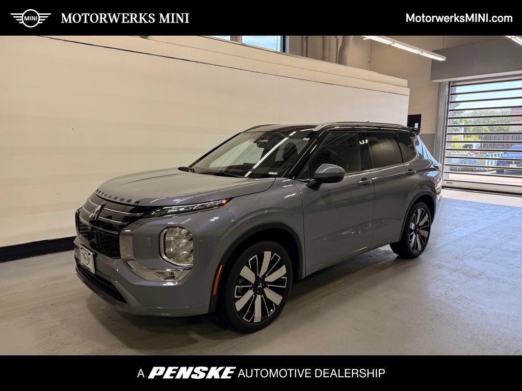 Used 2025 Mitsubishi Outlander SEL AWD/4WD image 1