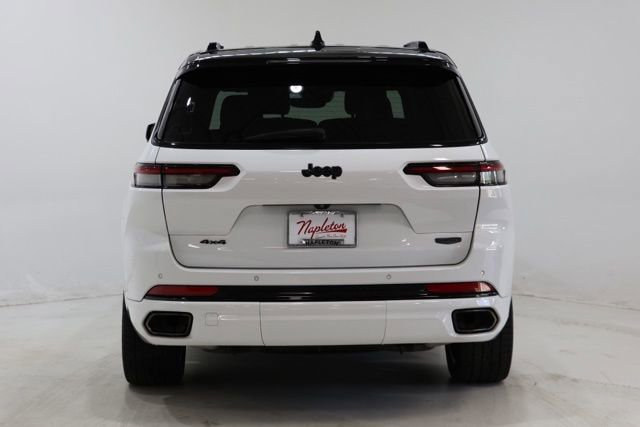 Used 2023 Jeep Grand Cherokee L Summit AWD/4WD image 7