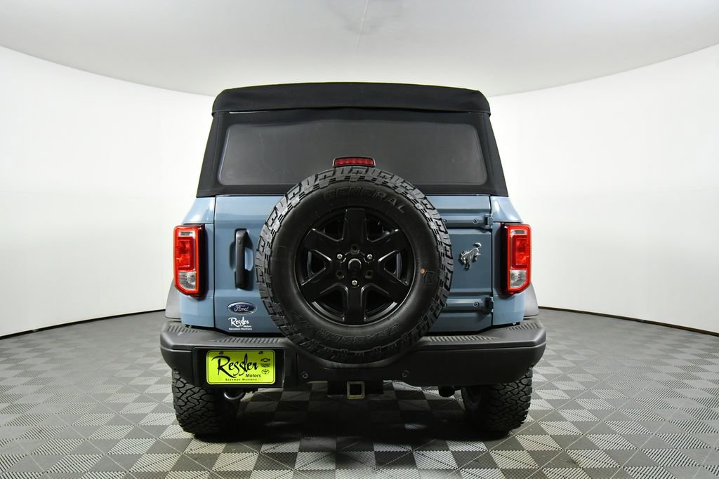 Used 2022 Ford Bronco Black Diamond image 12