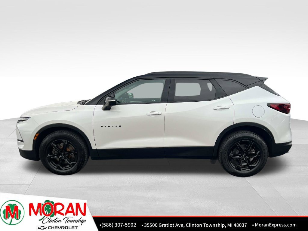 Certified 2023 Chevrolet Blazer LT w/ Midnight/Sport Edition AWD/4WD image 3
