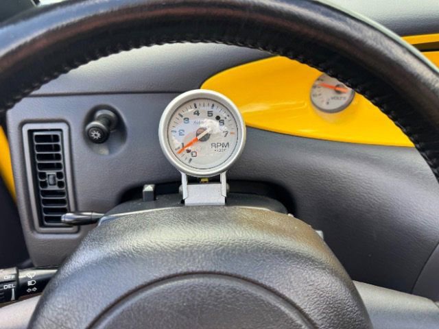 Used 1999 Plymouth Prowler RWD image 25