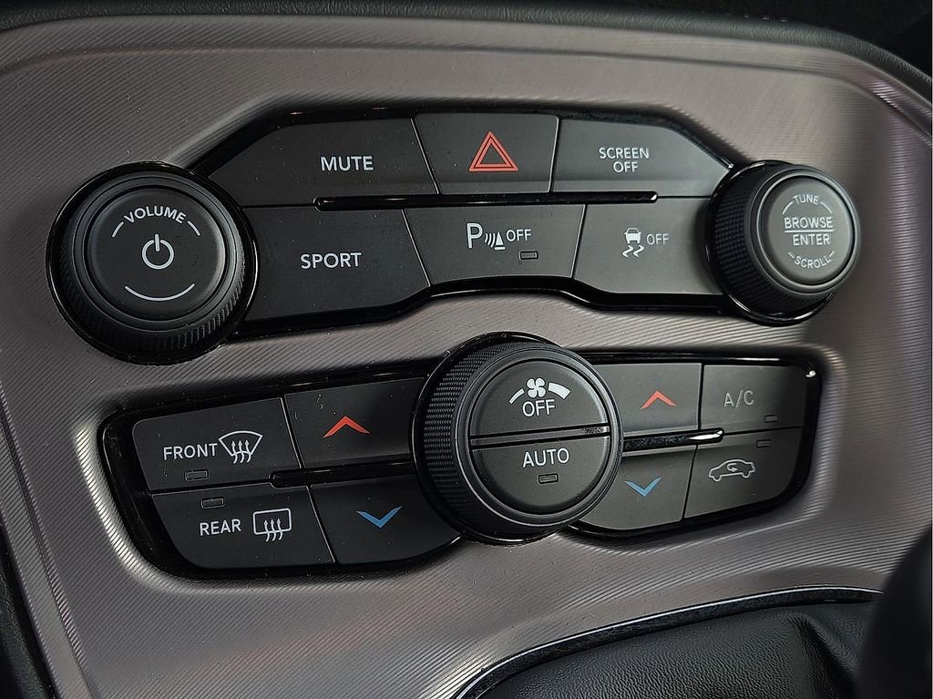 Used 2023 Dodge Challenger R/T w/ Blacktop Package image 15