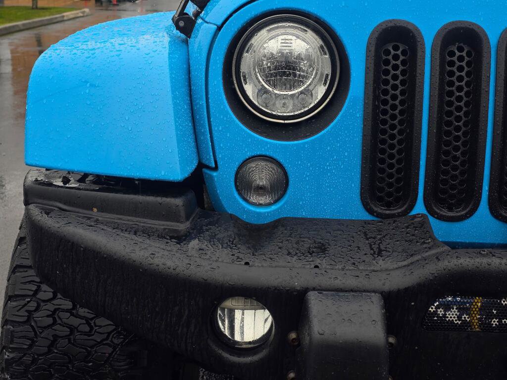 Used 2017 Jeep Wrangler Unlimited Sahara image 32