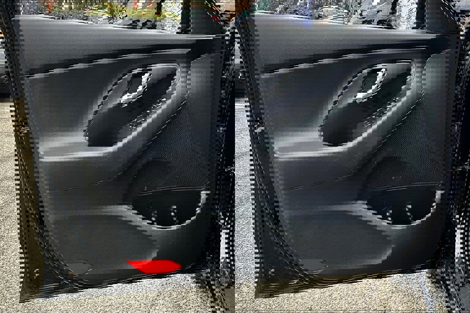 Used 2018 Hyundai Elantra GT image 17