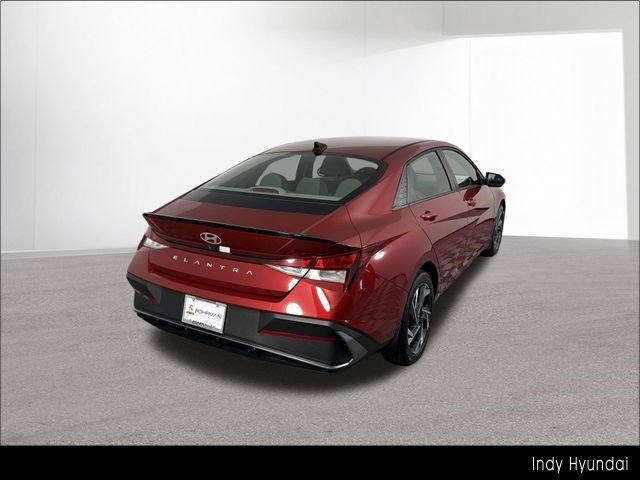 Certified 2025 Hyundai Elantra Sport FWD image 44